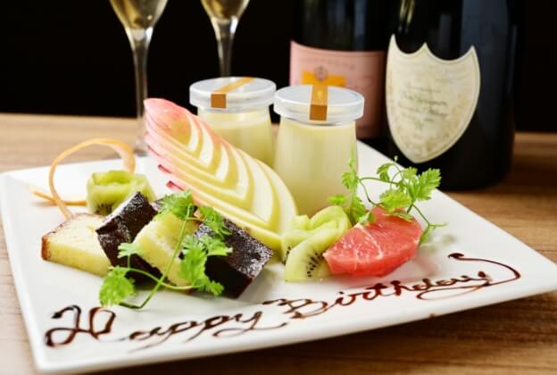 記念日デザートプレート