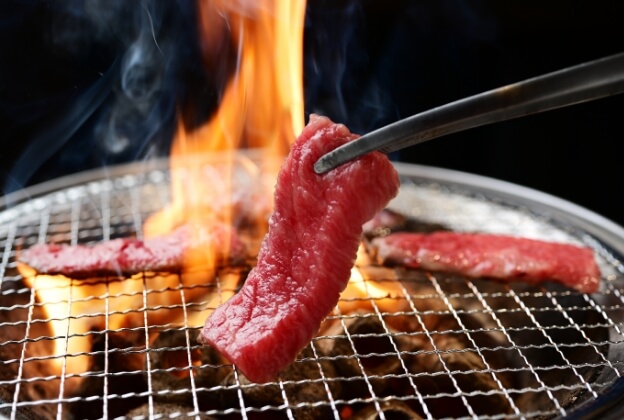 新鮮で上質なお肉を職人の目利きで毎日仕入れております